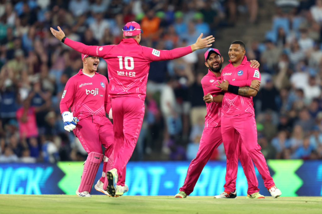 Baartman blitz propels Paarl Royals into playoffs