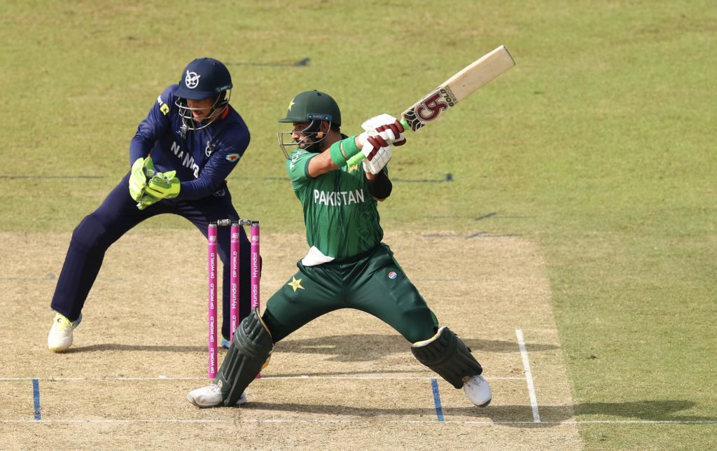 Pakistan seal Super Eight spot with Namibia rout