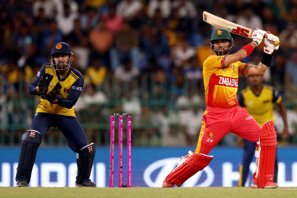 Zimbabwe shock Sri Lanka to top group