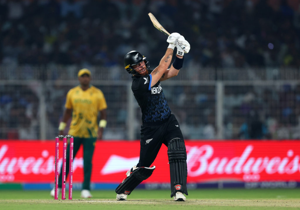 Black Caps crush Proteas to reach final